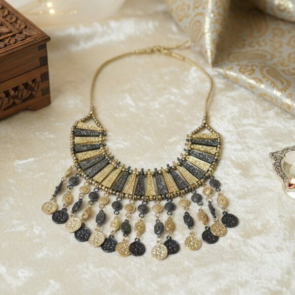 🆕️Indian Boho Chic Gold-Toned Statement Necklace | Artisan Masterpiece 🌿 - Picture 11 of 15